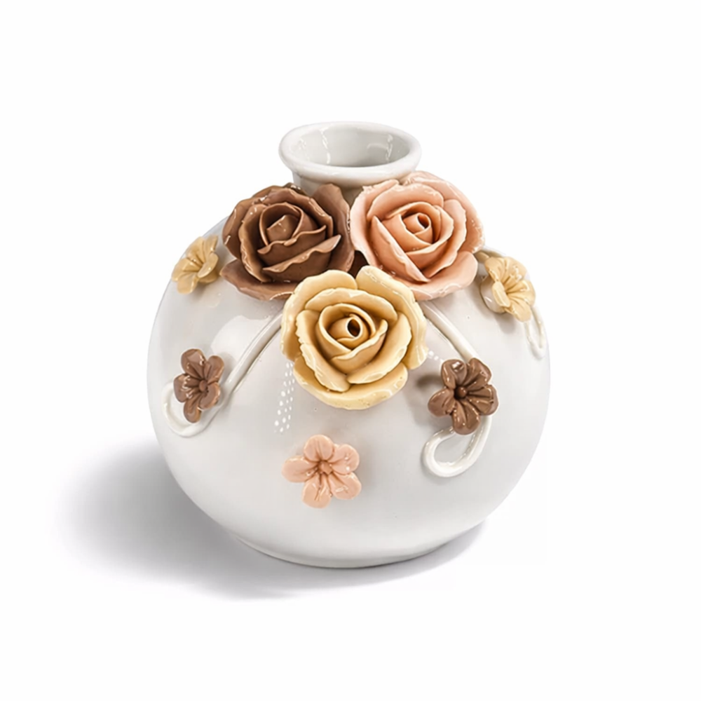 Petit vase boule en céramique blanc avec roses en relief
