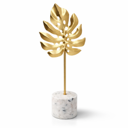 Petit arbre à bijoux en forme de feuille sur socle effet terrazzo