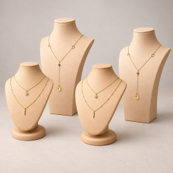 Kit vitrine 4 bustes bijoux en simili cuir champagne : 40, 35, 28 et 25 cm, -50 %