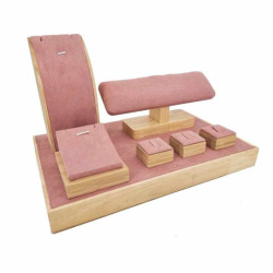 Piccolo vassoio da esposizione in legno e alcantara rosa