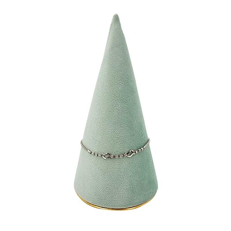 Cône pour bracelet en velours vert amande