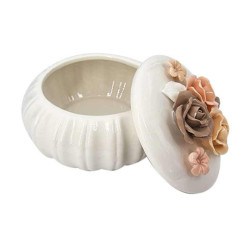 Piccolo portagioielli in ceramica bianca con coperchio decorato con rose