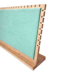 Espositore panoramico multi-catene (47 cm) - Collezione "Vert Riviera" in legno e tessuto alcantara