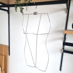 1 appendiabiti per lingerie da donna in metallo cromato - 67 cm