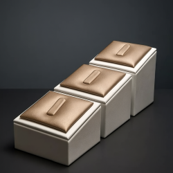 Set di 3 espositori per anelli in similpelle bicolore - Champagne
