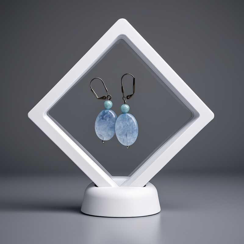 Set di 10 portagioiellilli a forma di rombo effetto sospeso 9x9 cm - bianco