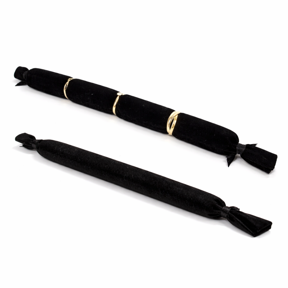 Cuscino lungo in velluto nero per anelli - 20 cm