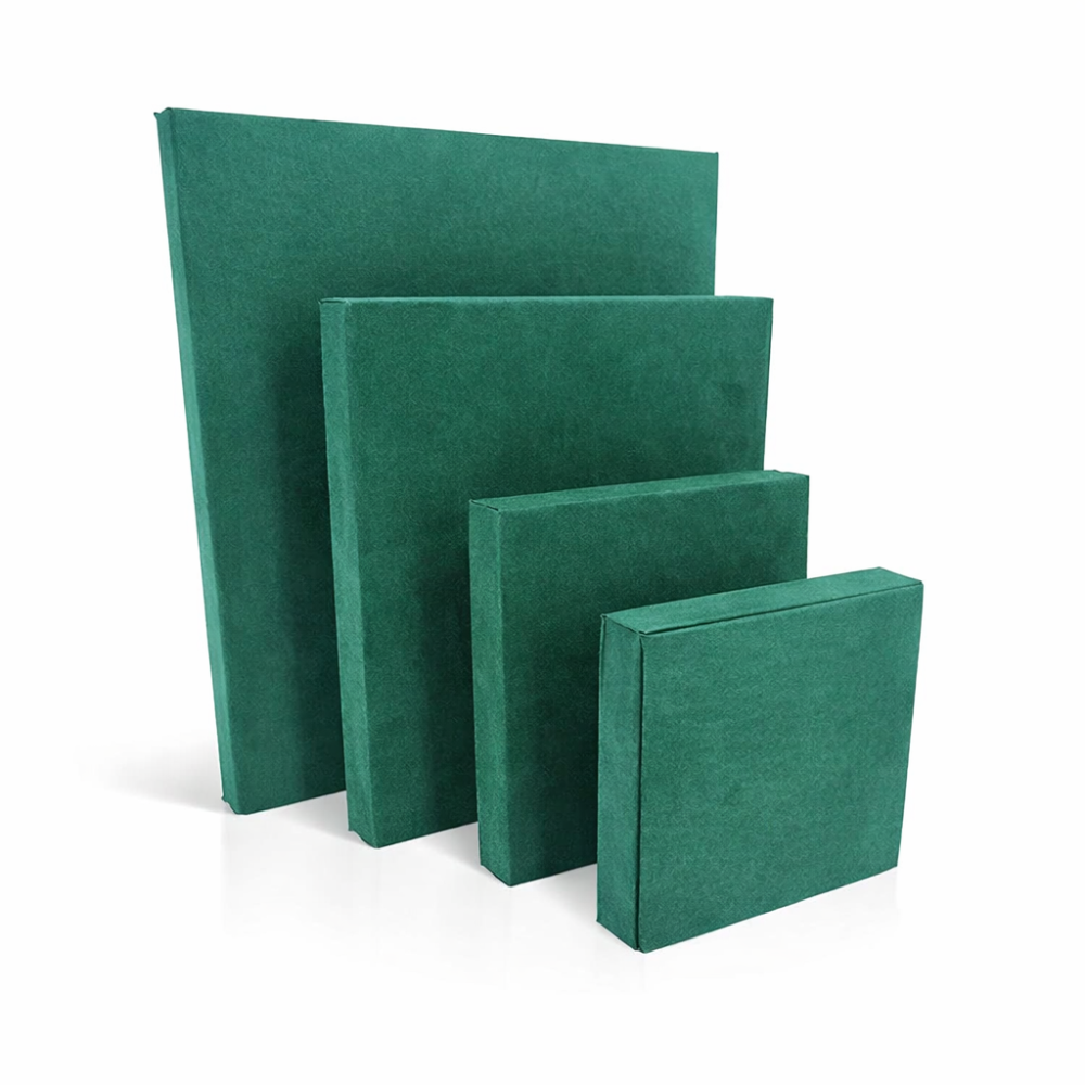 Set di supporti in alcantara verde, espositori per gioielli.