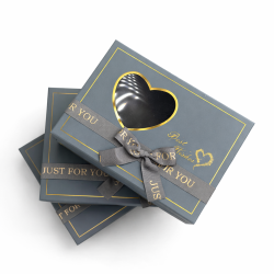 Trio di scatole regalo con cuore grigio-blu - La scatola piccola in OMAGGIO