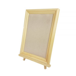Portagioielli con cornice in legno e alcantara beige su cavalletto - 9901