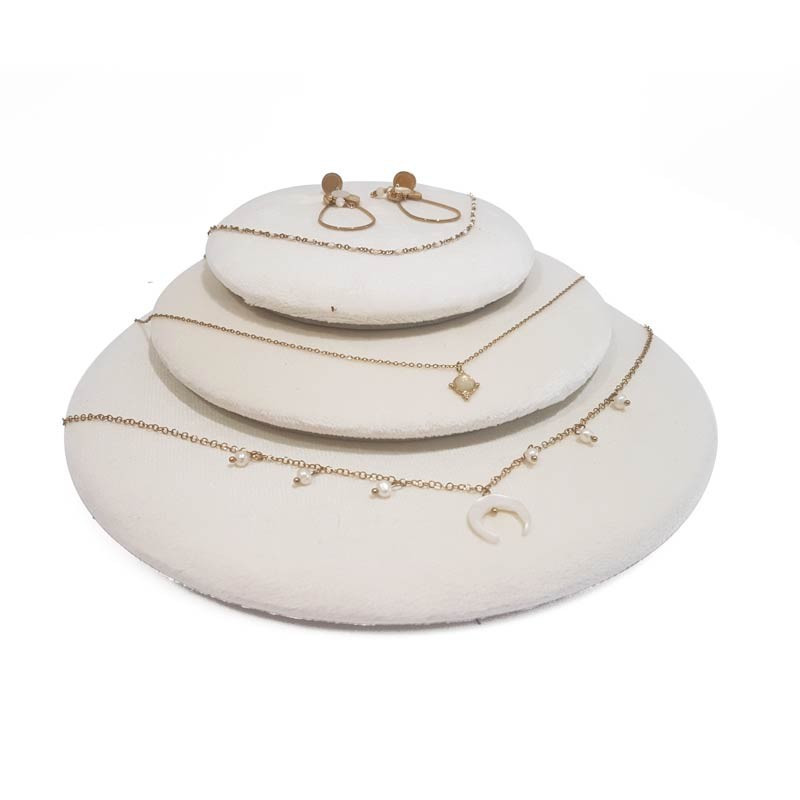 Lot de 3 volumes décoratifs en velours écru